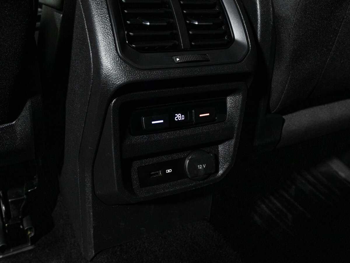 Volkswagen Tiguan с пробегом — 2020 год. Фото: #19