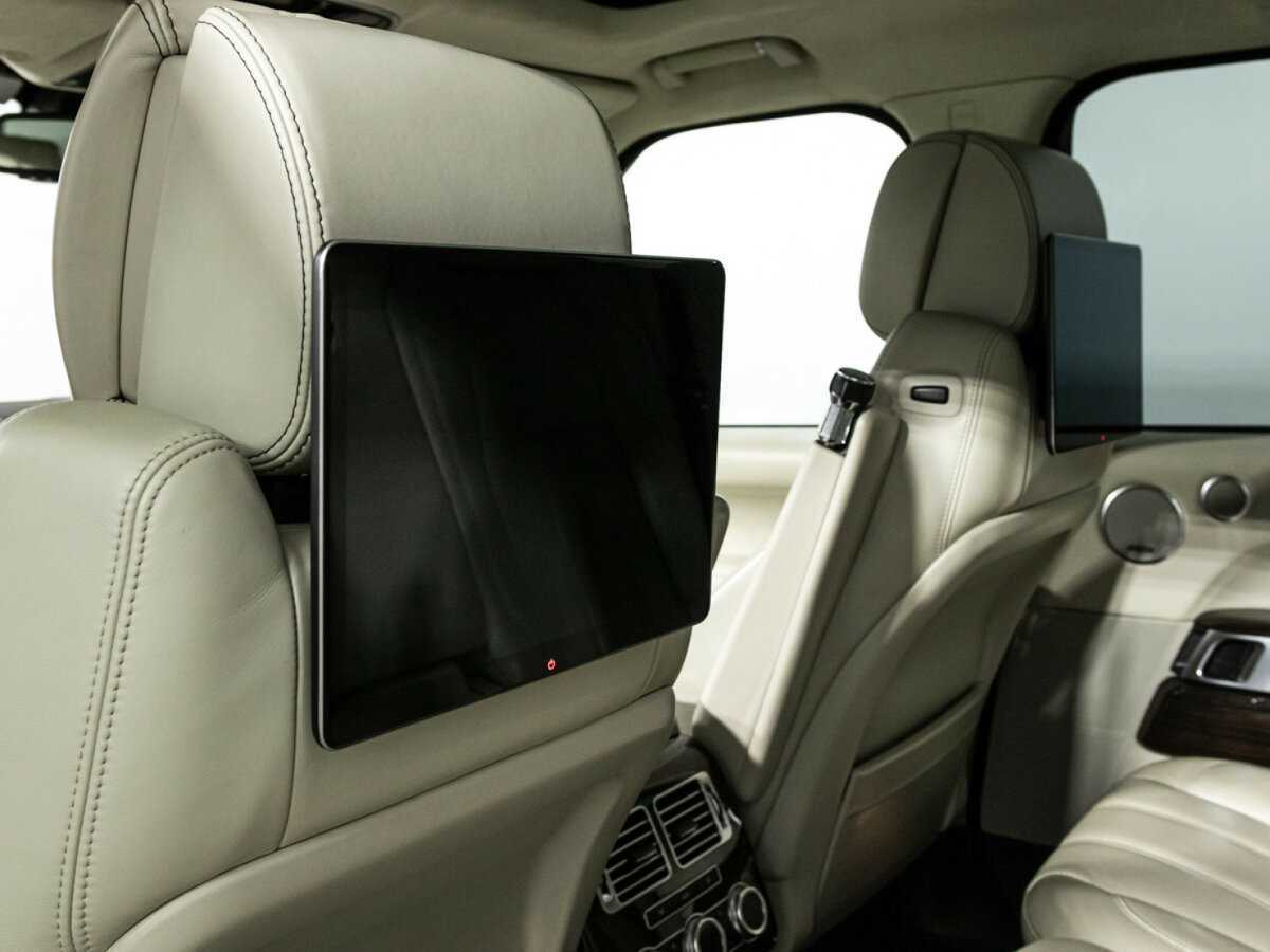 Land Rover Range Rover с пробегом — 2014 год. Фото: #18