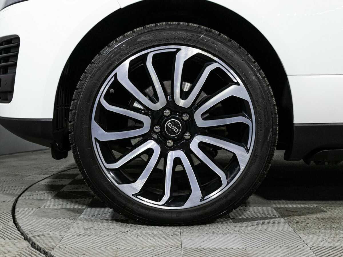 Land Rover Range Rover с пробегом — 2014 год. Фото: #33