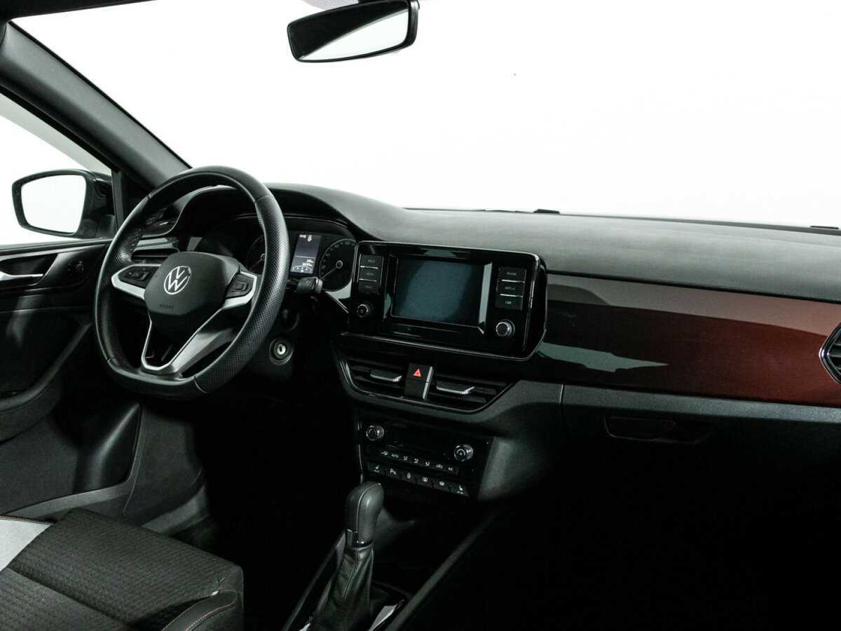 Volkswagen Polo с пробегом — 2021 год. Фото: #8