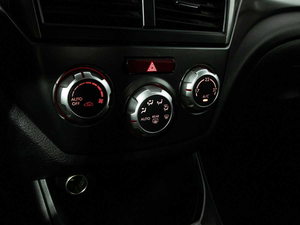 Subaru Impreza с пробегом — 2011 год. Фото: #14