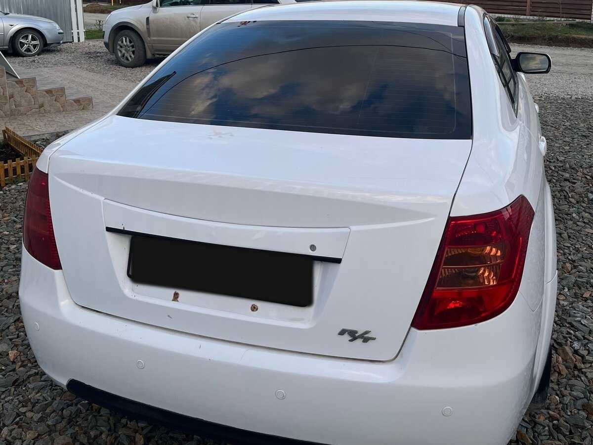 FAW Besturn B50 с пробегом — 2012 год. Фото: #1