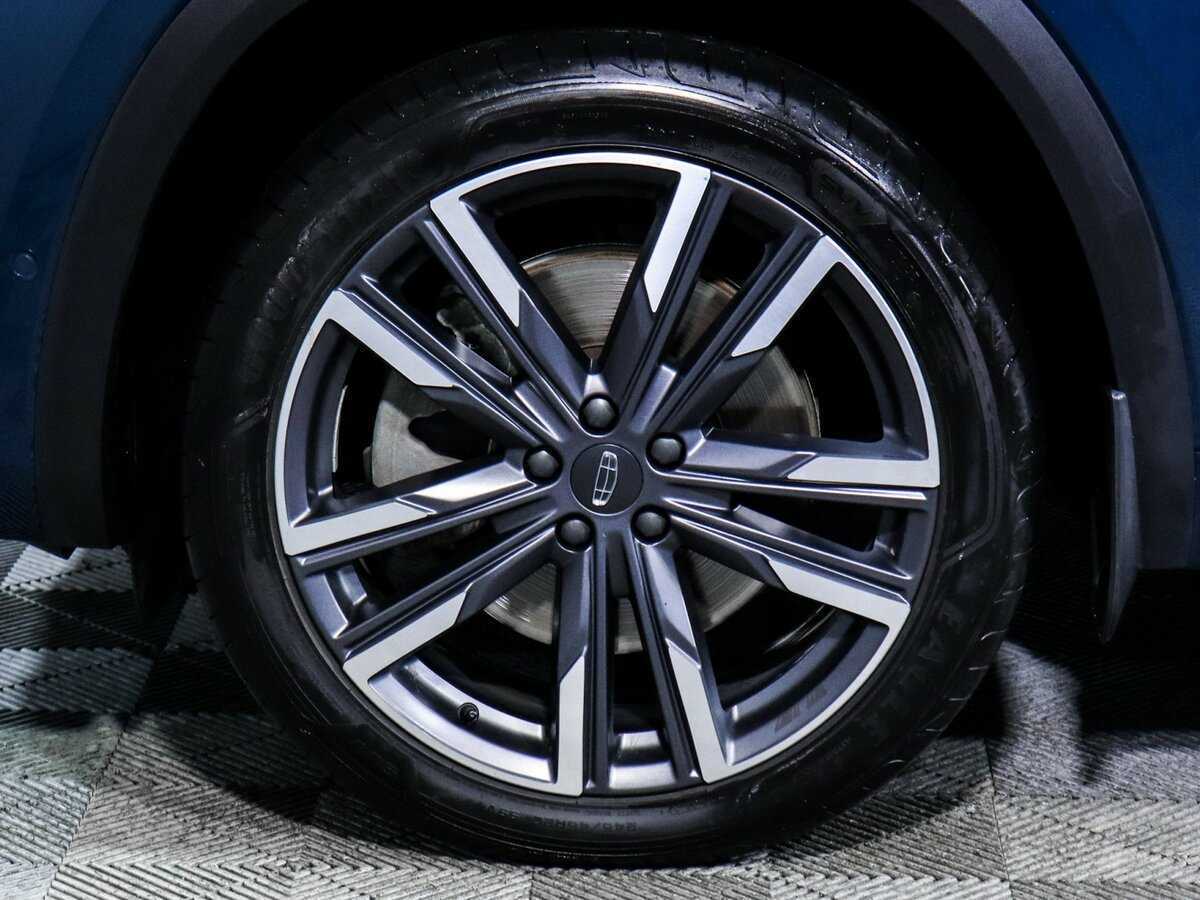 Geely Monjaro с пробегом — 2023 год. Фото: #11