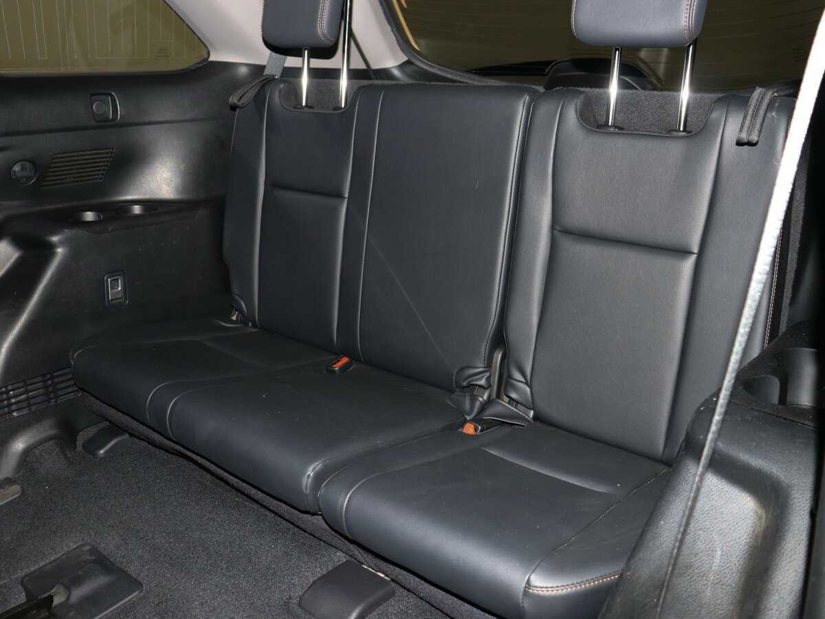 Toyota Highlander с пробегом — 2014 год. Фото: #20