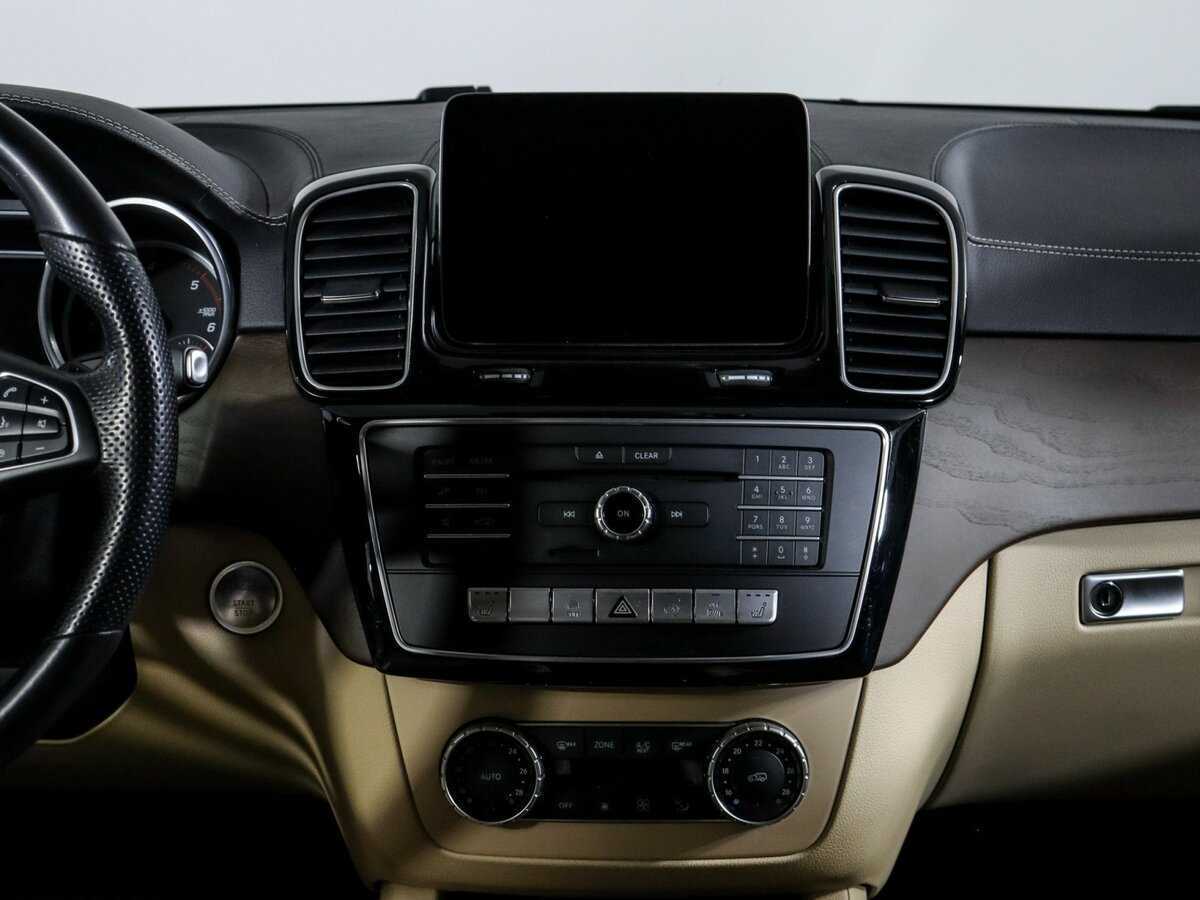 Mercedes-Benz GLE Coupe с пробегом — 2016 год. Фото: #9