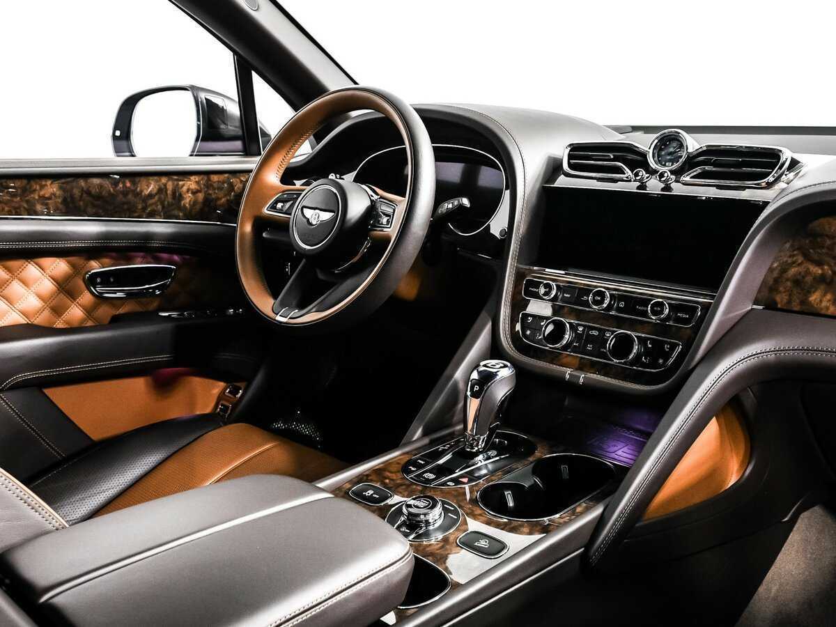 Bentley Bentayga с пробегом — 2021 год. Фото: #8