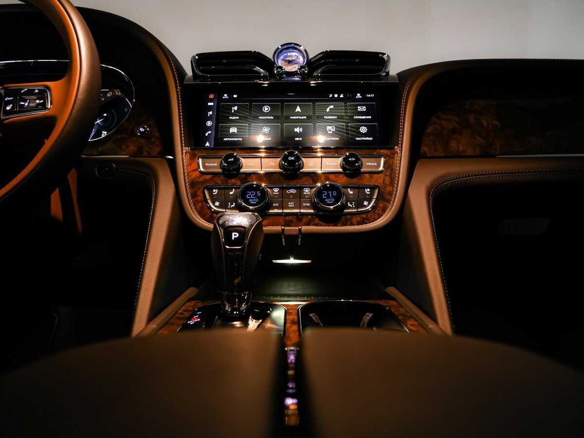 Bentley Bentayga с пробегом — 2021 год. Фото: #19