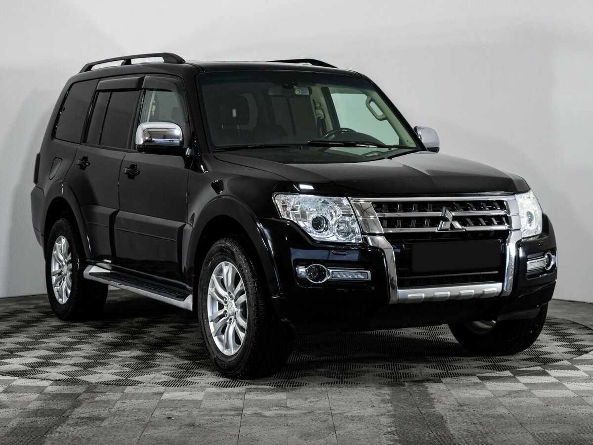 Mitsubishi Pajero с пробегом — 2014 год. Фото: #2