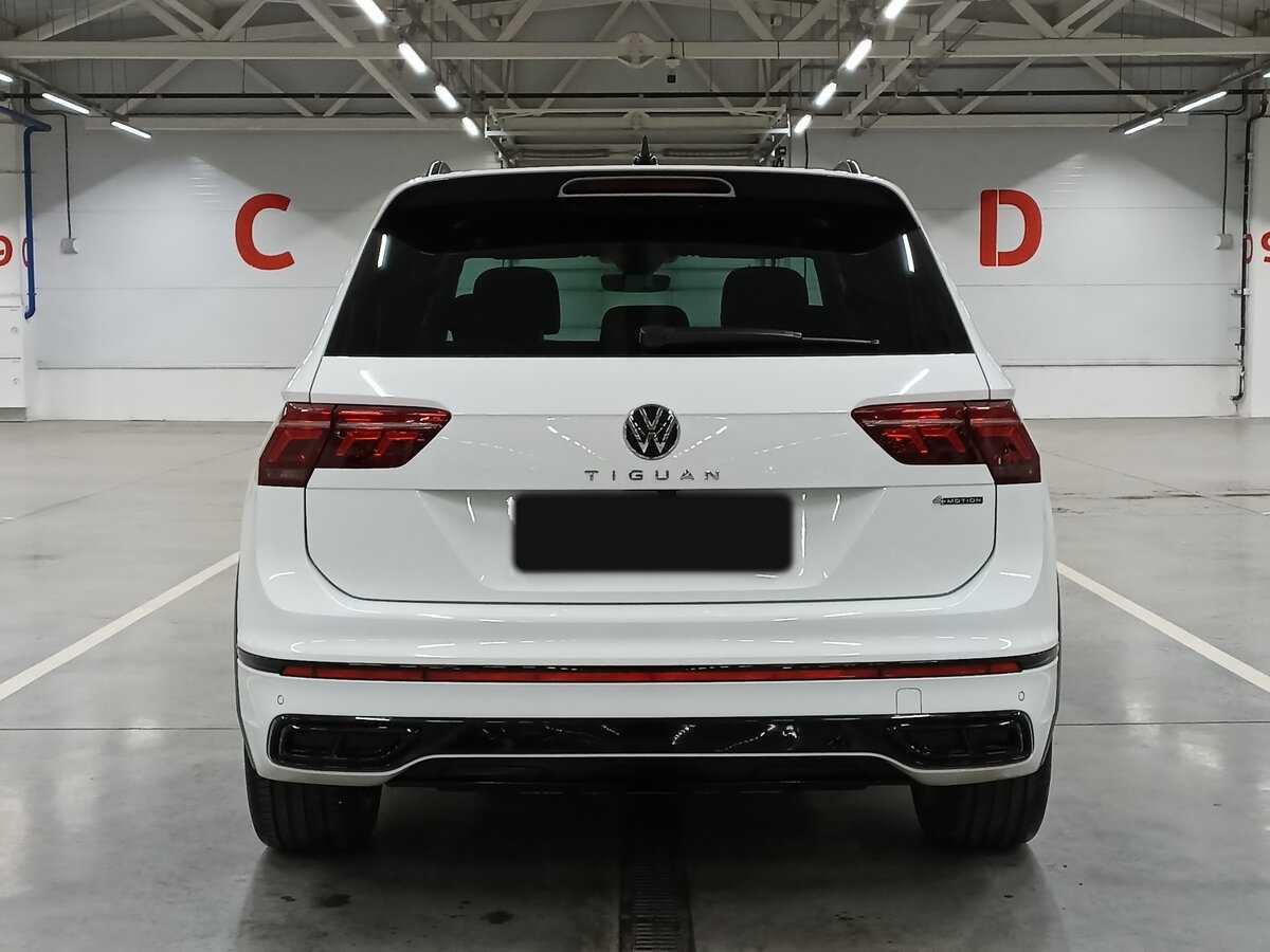 Volkswagen Tiguan с пробегом — 2021 год. Фото: #5