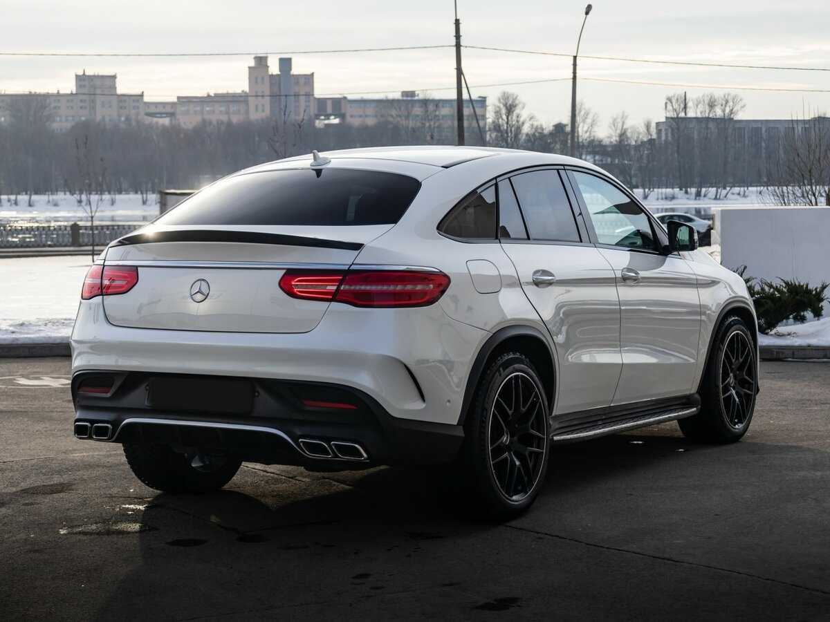 Mercedes-Benz GLE Coupe с пробегом — 2015 год. Фото: #6