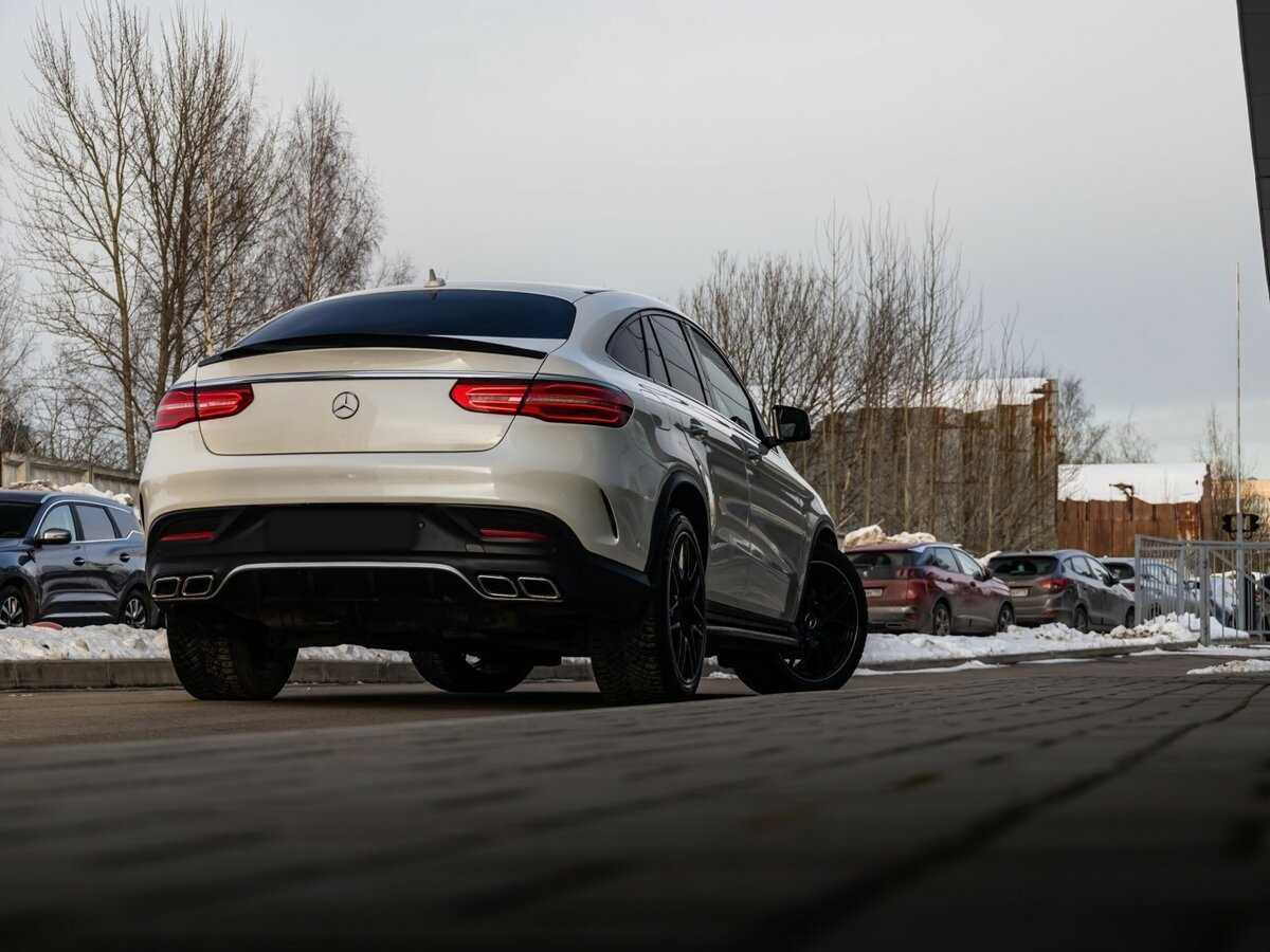 Mercedes-Benz GLE Coupe с пробегом — 2015 год. Фото: #7