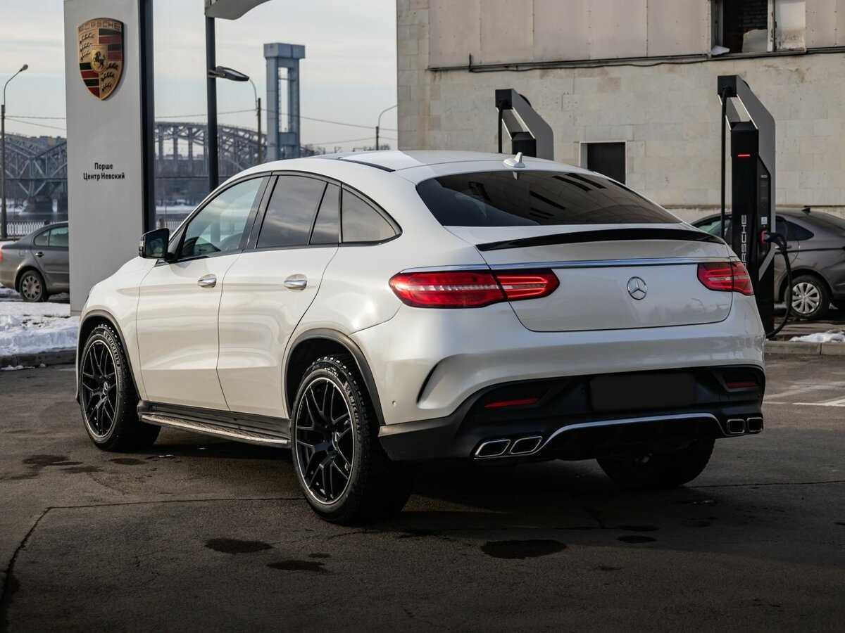 Mercedes-Benz GLE Coupe с пробегом — 2015 год. Фото: #9