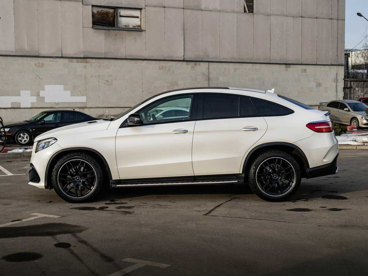 Mercedes-Benz GLE Coupe с пробегом — 2015 год. Фото: #10