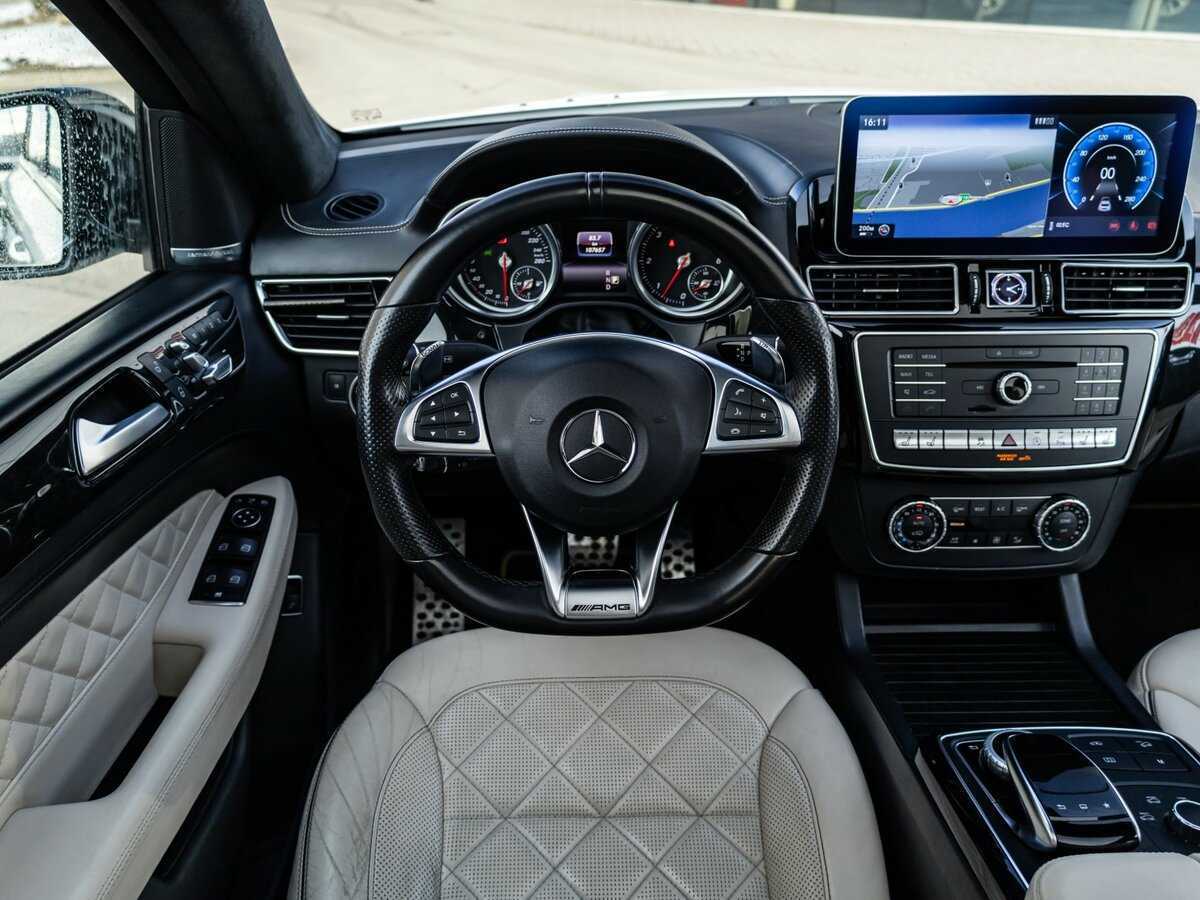 Mercedes-Benz GLE Coupe с пробегом — 2015 год. Фото: #15