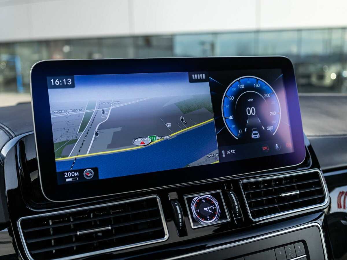 Mercedes-Benz GLE Coupe с пробегом — 2015 год. Фото: #23