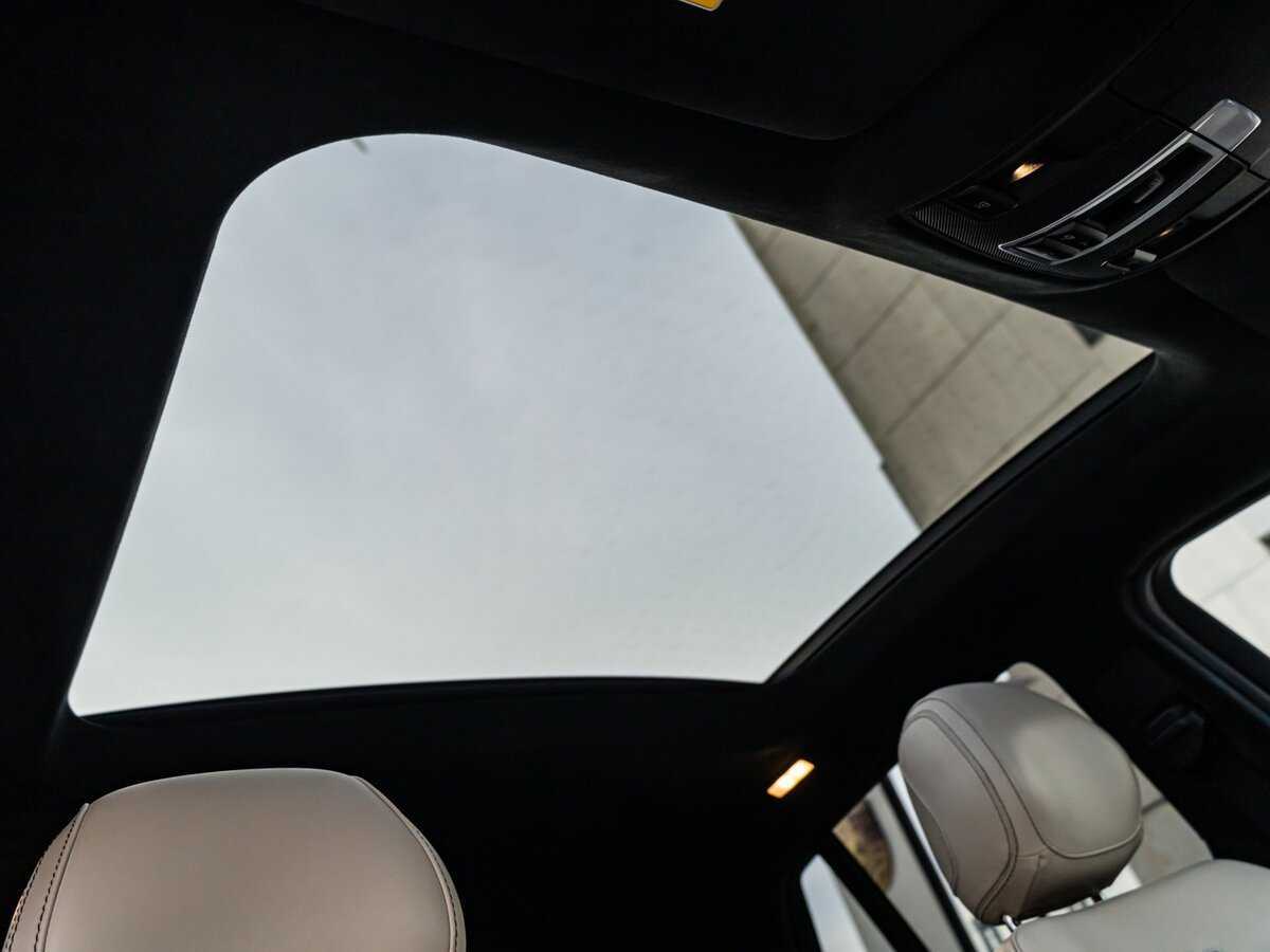 Mercedes-Benz GLE Coupe с пробегом — 2015 год. Фото: #24