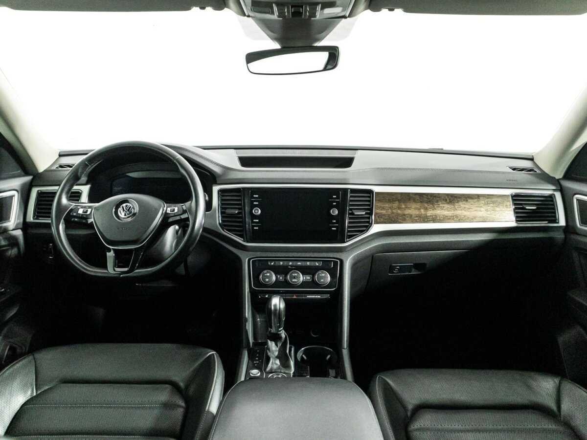Volkswagen Teramont с пробегом — 2018 год. Фото: #10