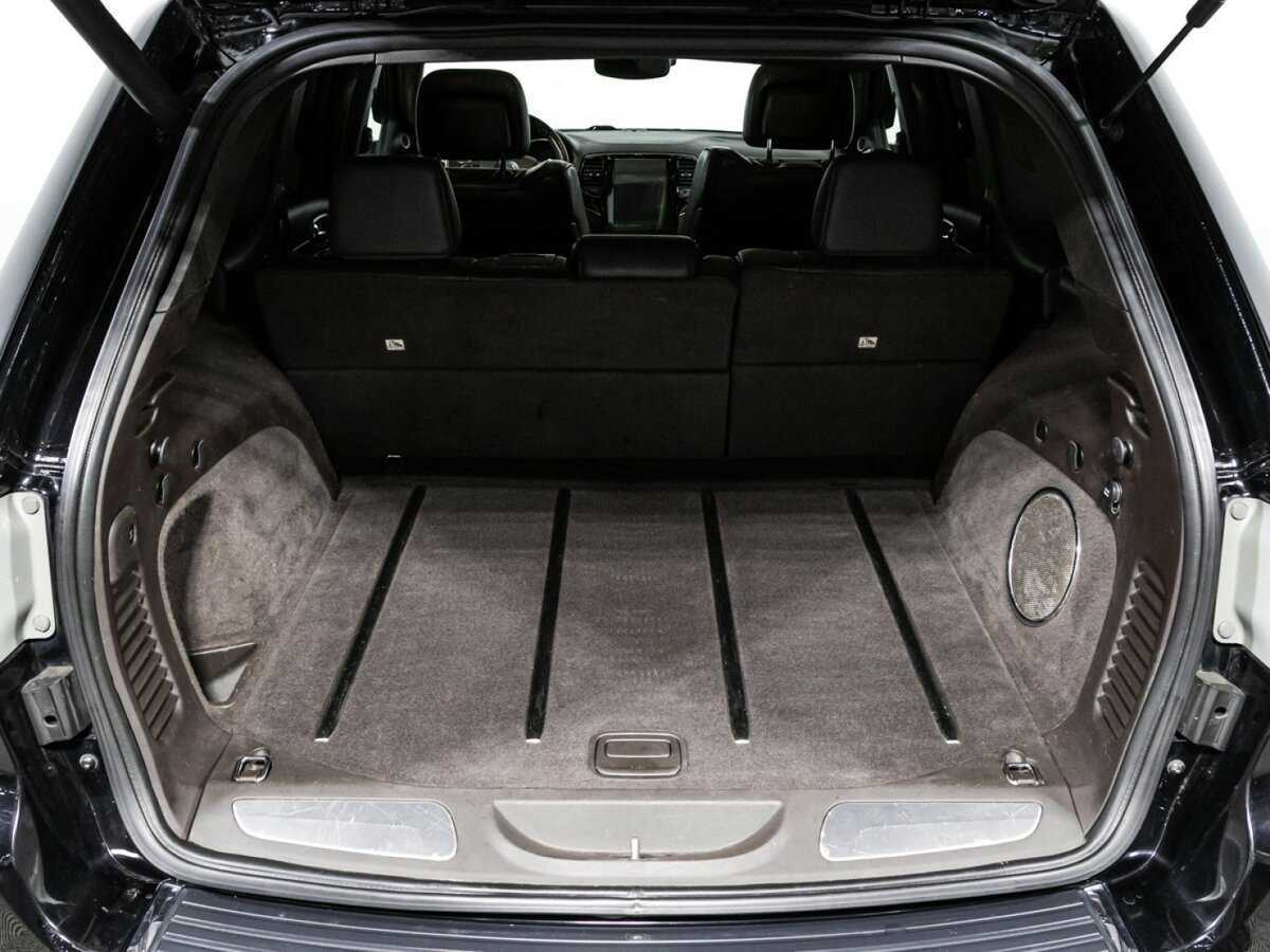 Jeep Grand Cherokee с пробегом — 2017 год. Фото: #14