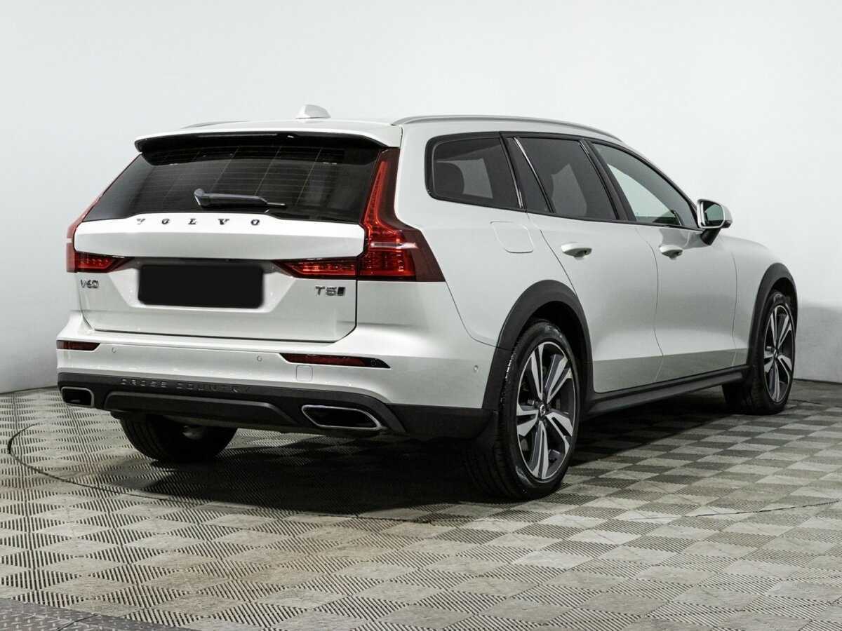 Volvo V60 Cross Country с пробегом — 2019 год. Фото: #4