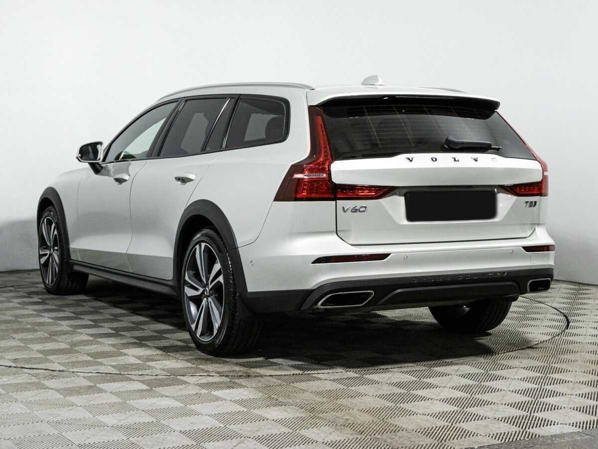 Volvo V60 Cross Country с пробегом — 2019 год. Фото: #6