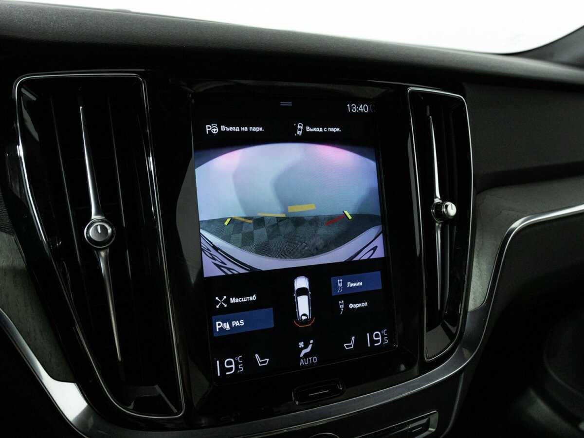 Volvo V60 Cross Country с пробегом — 2019 год. Фото: #17