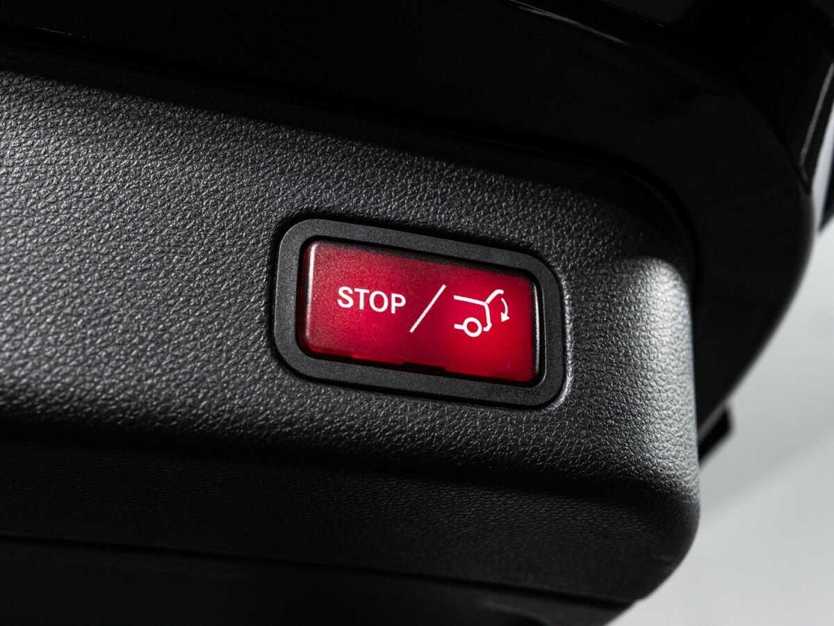 Mercedes-Benz GLE с пробегом — 2015 год. Фото: #15