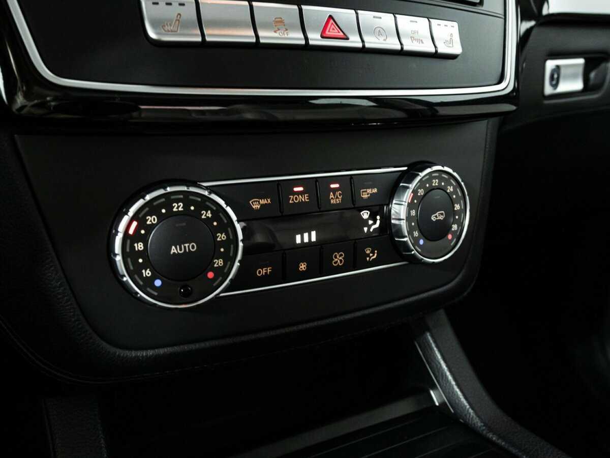 Mercedes-Benz GLE с пробегом — 2015 год. Фото: #19