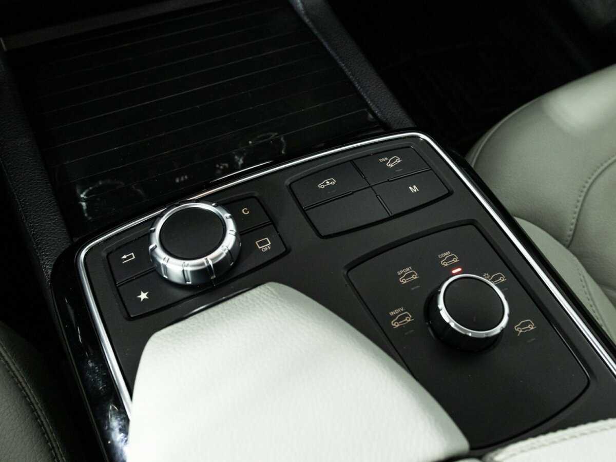 Mercedes-Benz GLE с пробегом — 2015 год. Фото: #23