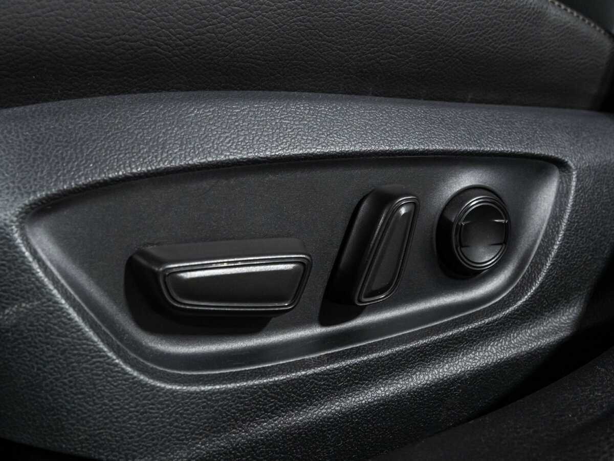 Toyota Camry с пробегом — 2020 год. Фото: #14