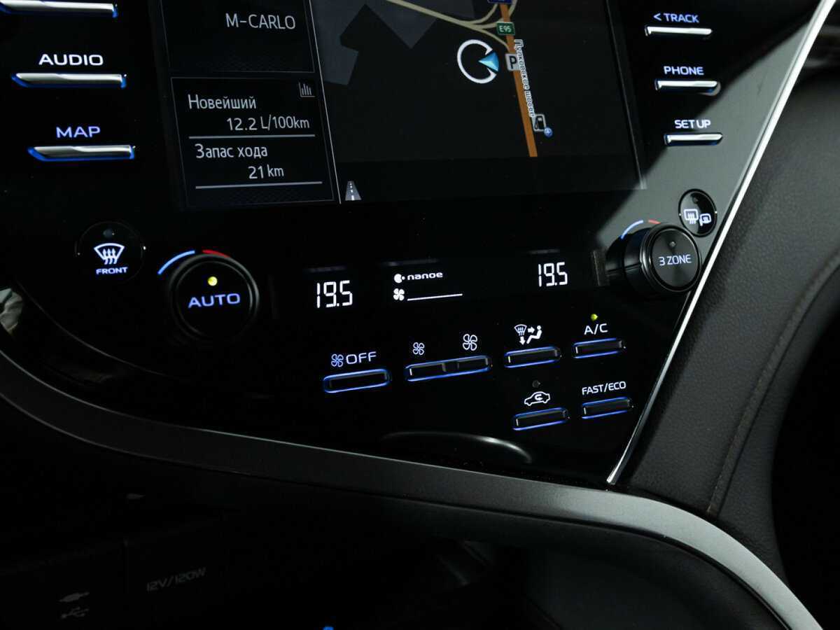 Toyota Camry с пробегом — 2020 год. Фото: #16