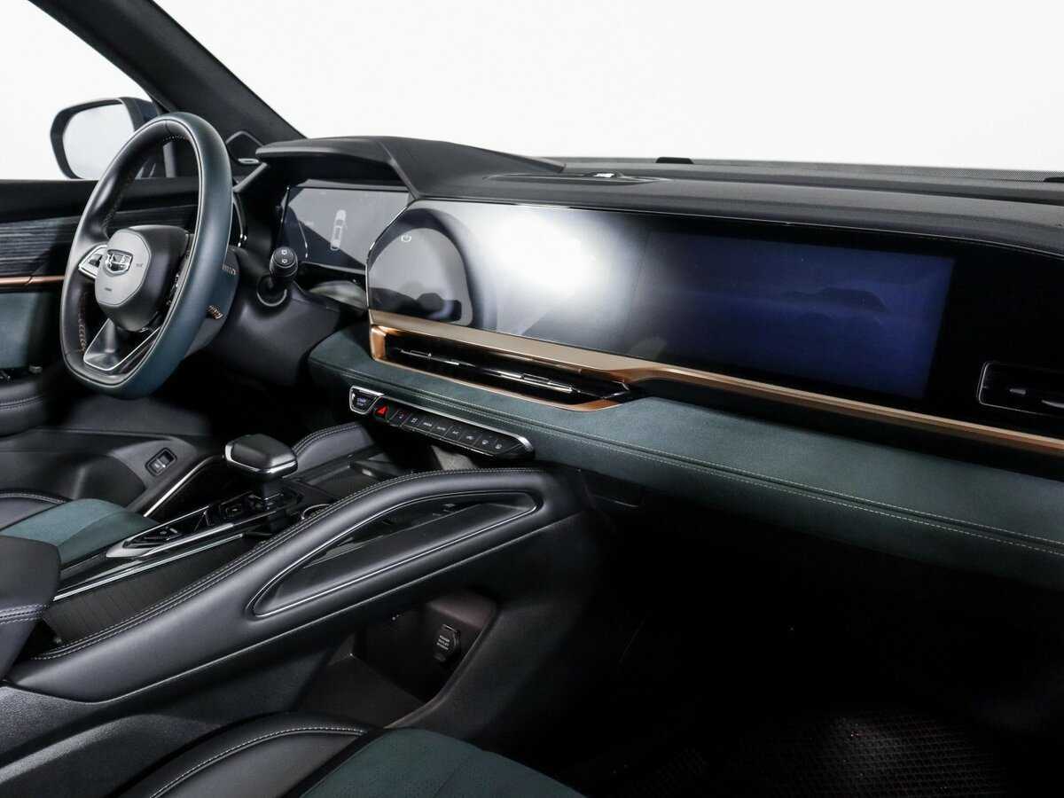 Geely Monjaro с пробегом — 2023 год. Фото: #8