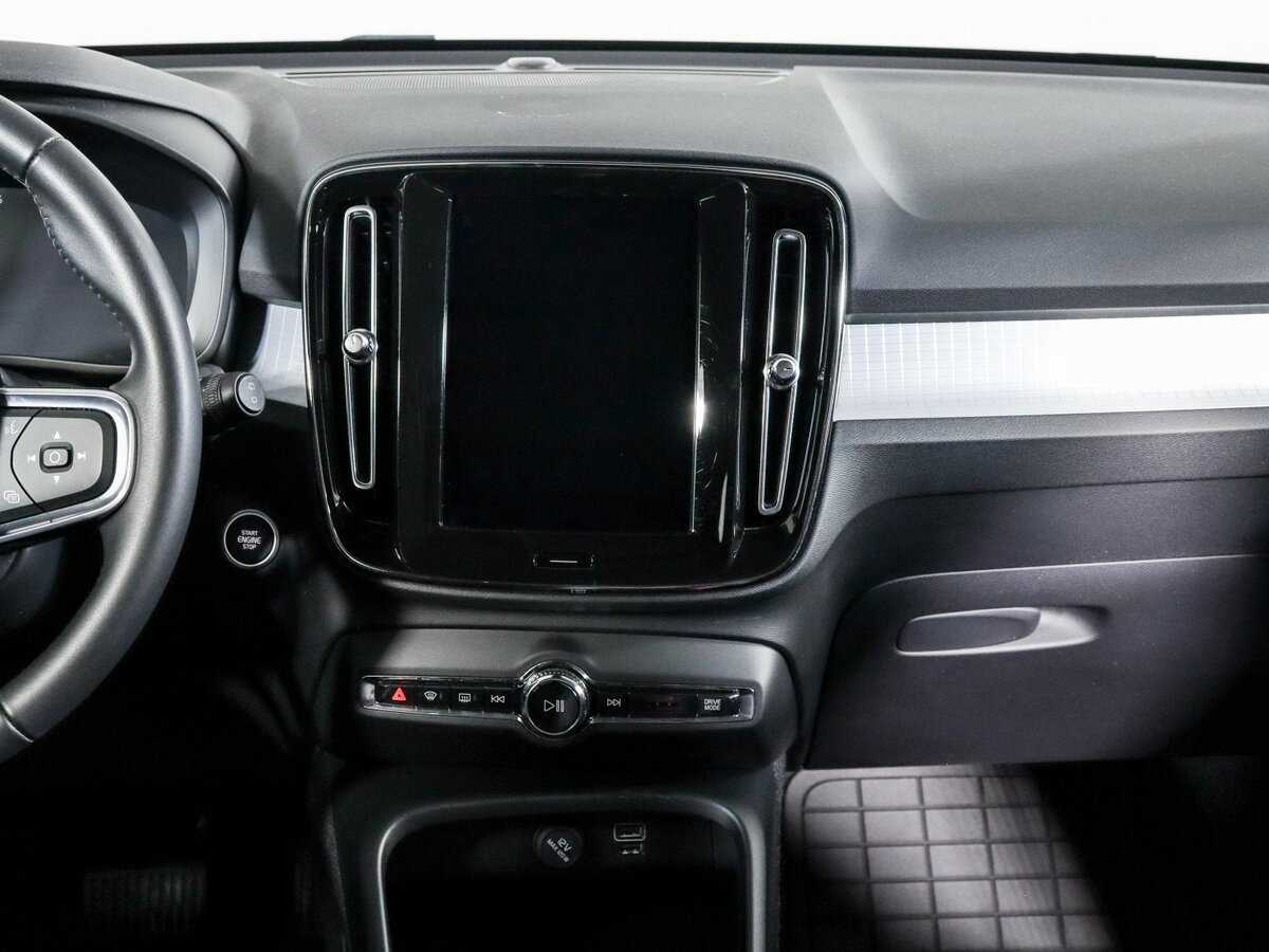 Volvo XC40 с пробегом — 2018 год. Фото: #9