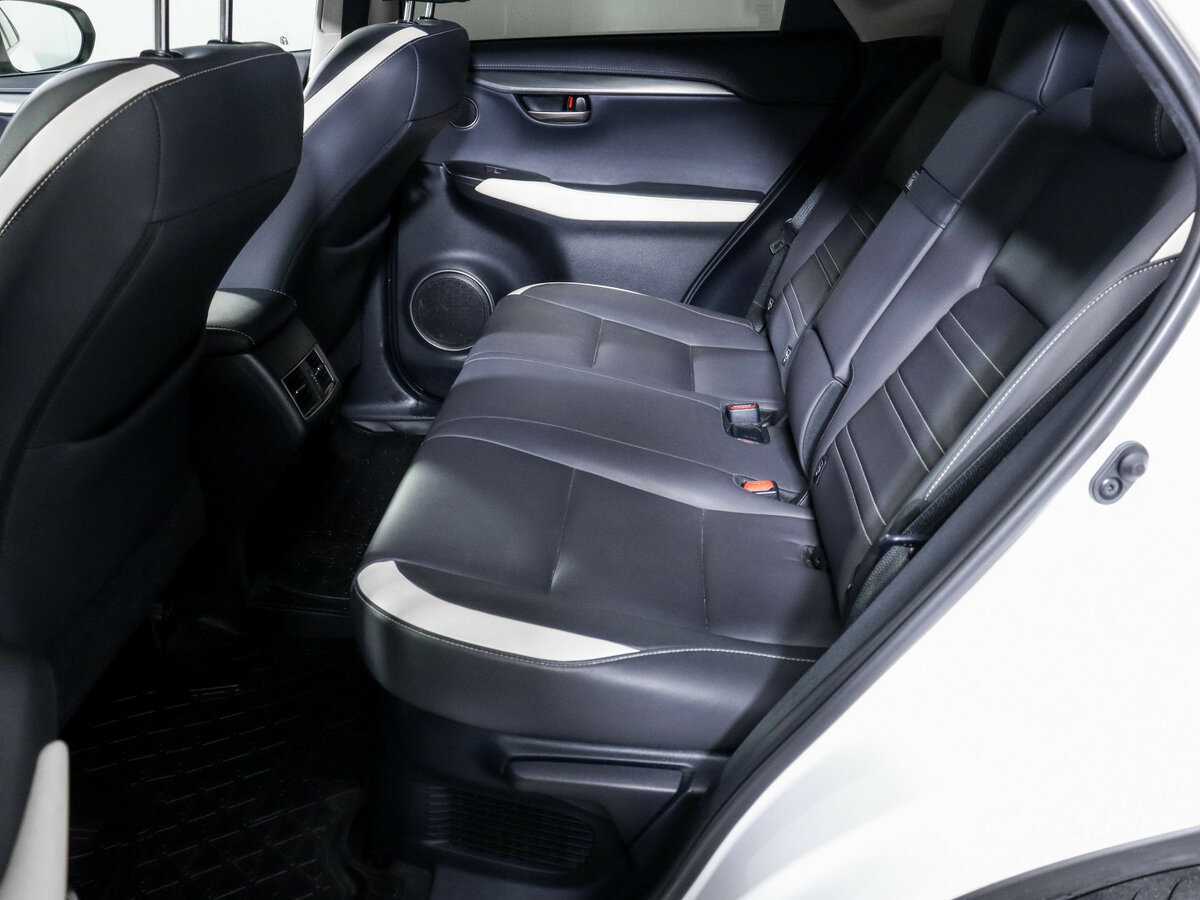 Lexus NX с пробегом — 2020 год. Фото: #9