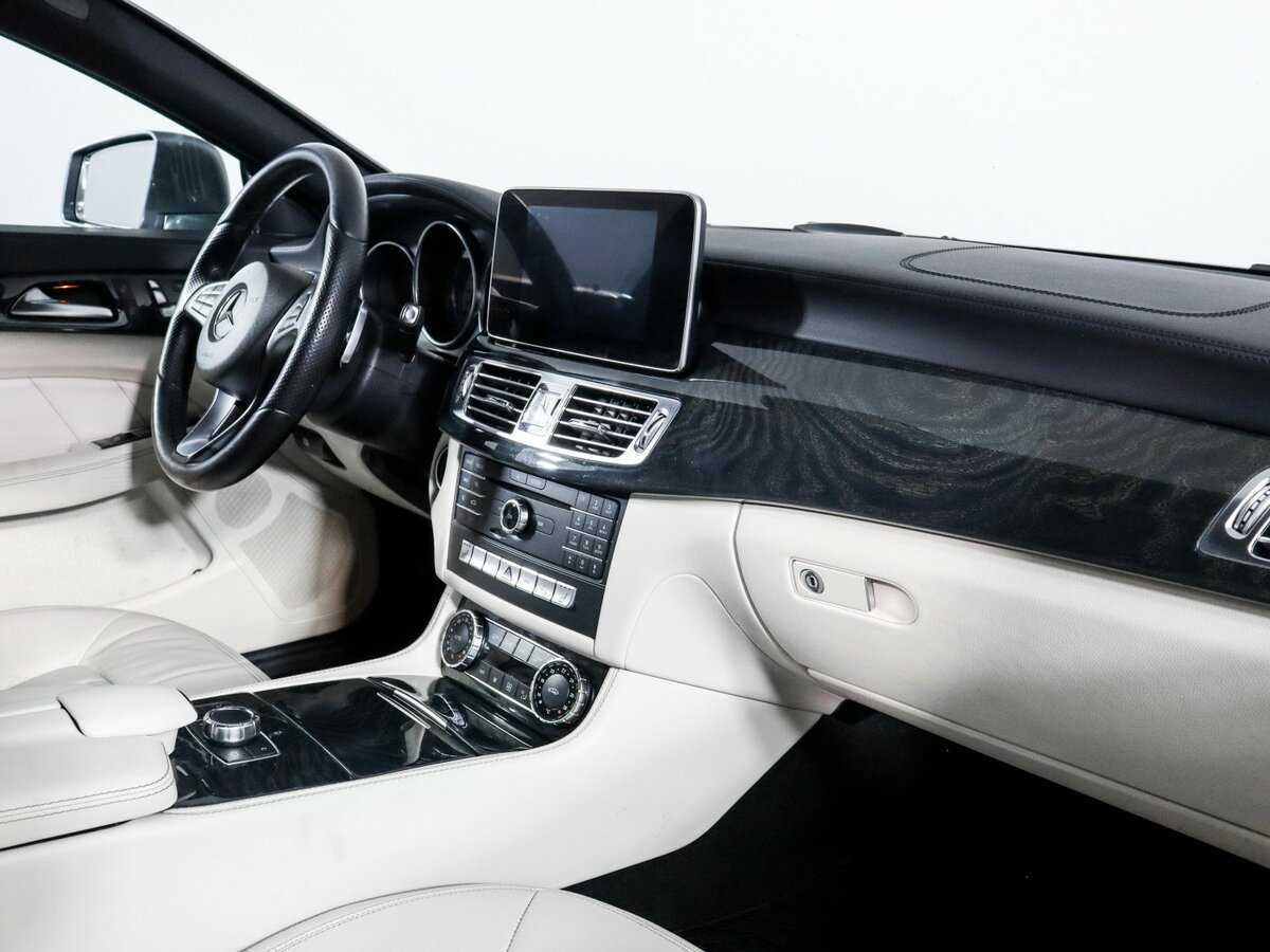 Mercedes-Benz CLS с пробегом — 2016 год. Фото: #8