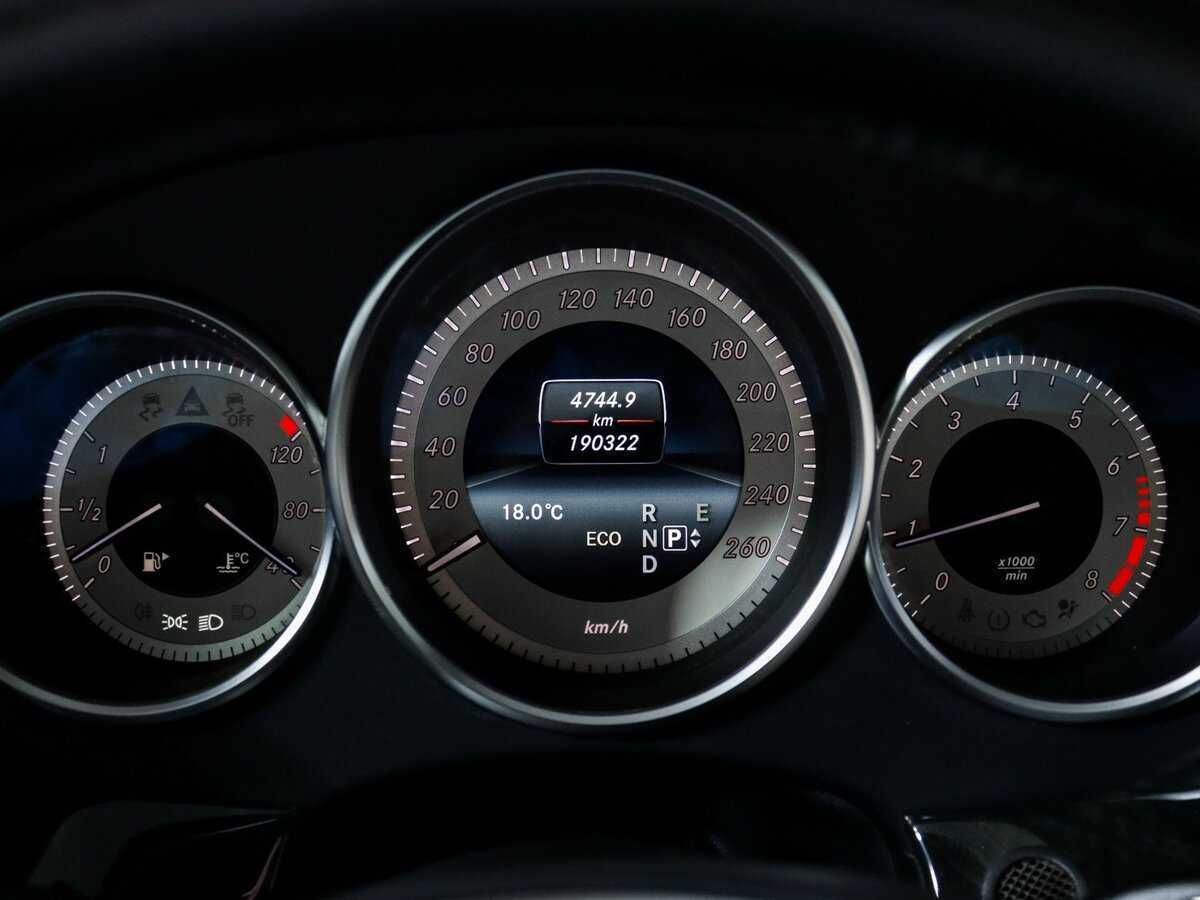 Mercedes-Benz CLS с пробегом — 2016 год. Фото: #10