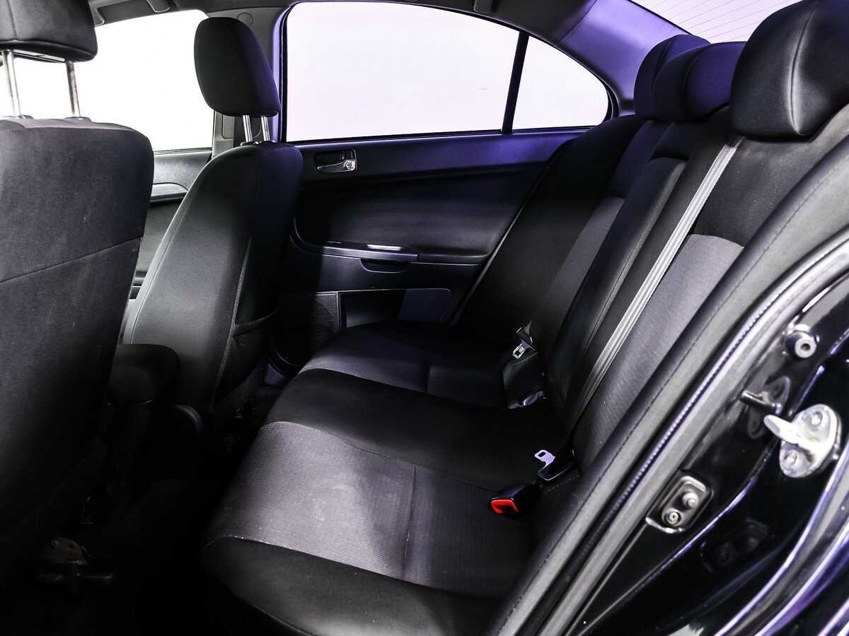 Mitsubishi Lancer с пробегом — 2008 год. Фото: #12