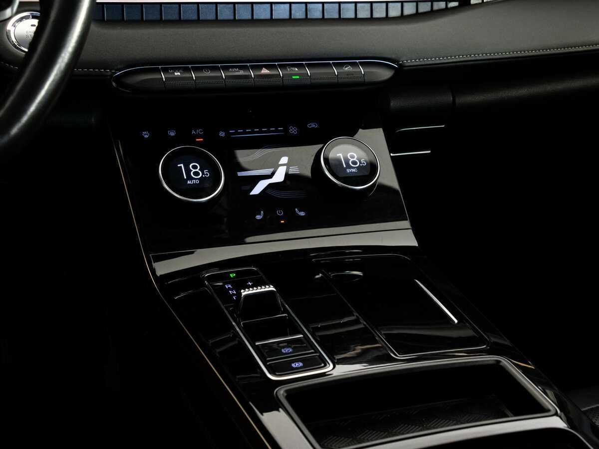 EXEED LX с пробегом — 2022 год. Фото: #12