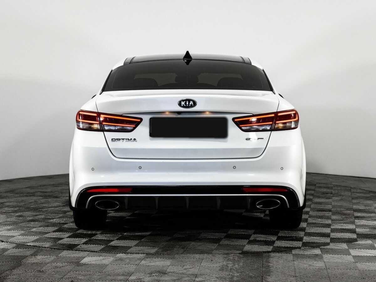 Kia Optima с пробегом — 2017 год. Фото: #4