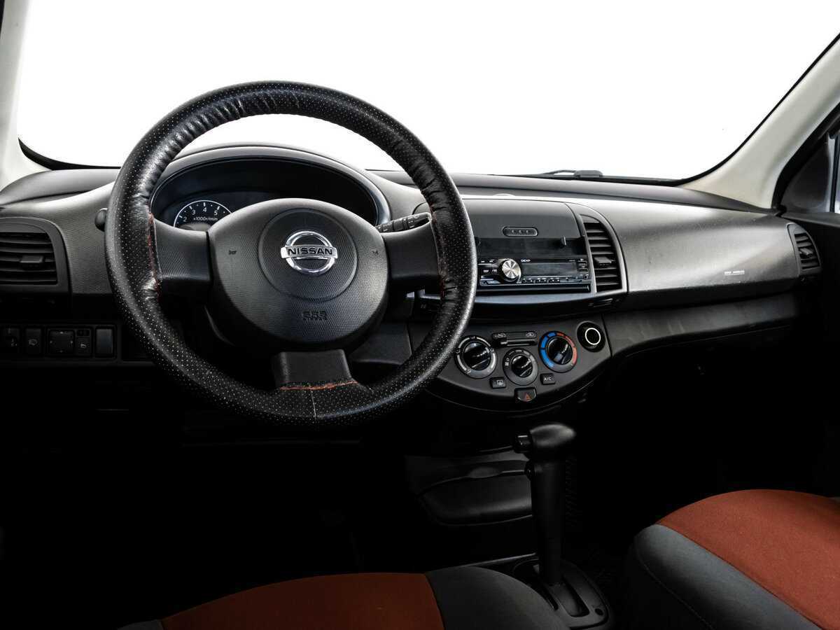 Nissan Micra с пробегом — 2006 год. Фото: #10