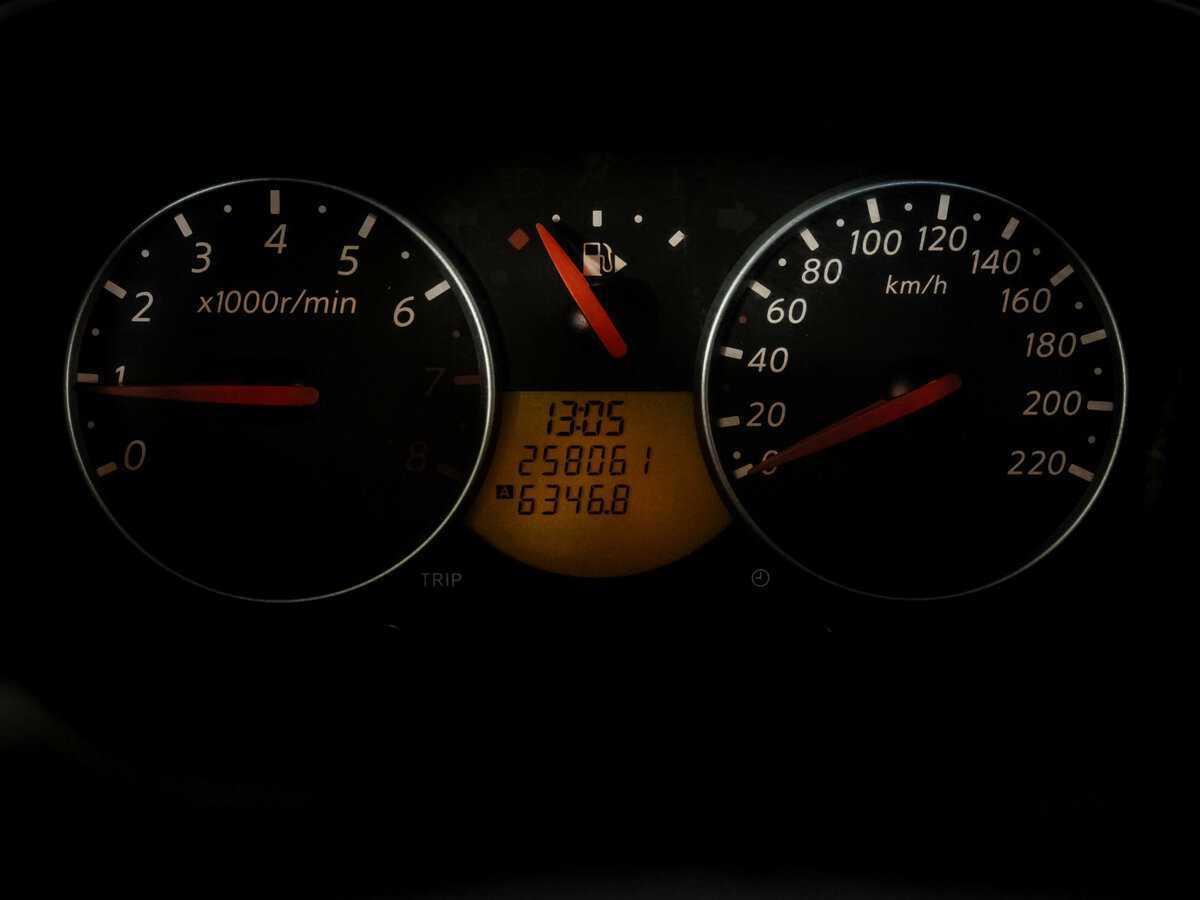 Nissan Micra с пробегом — 2006 год. Фото: #14