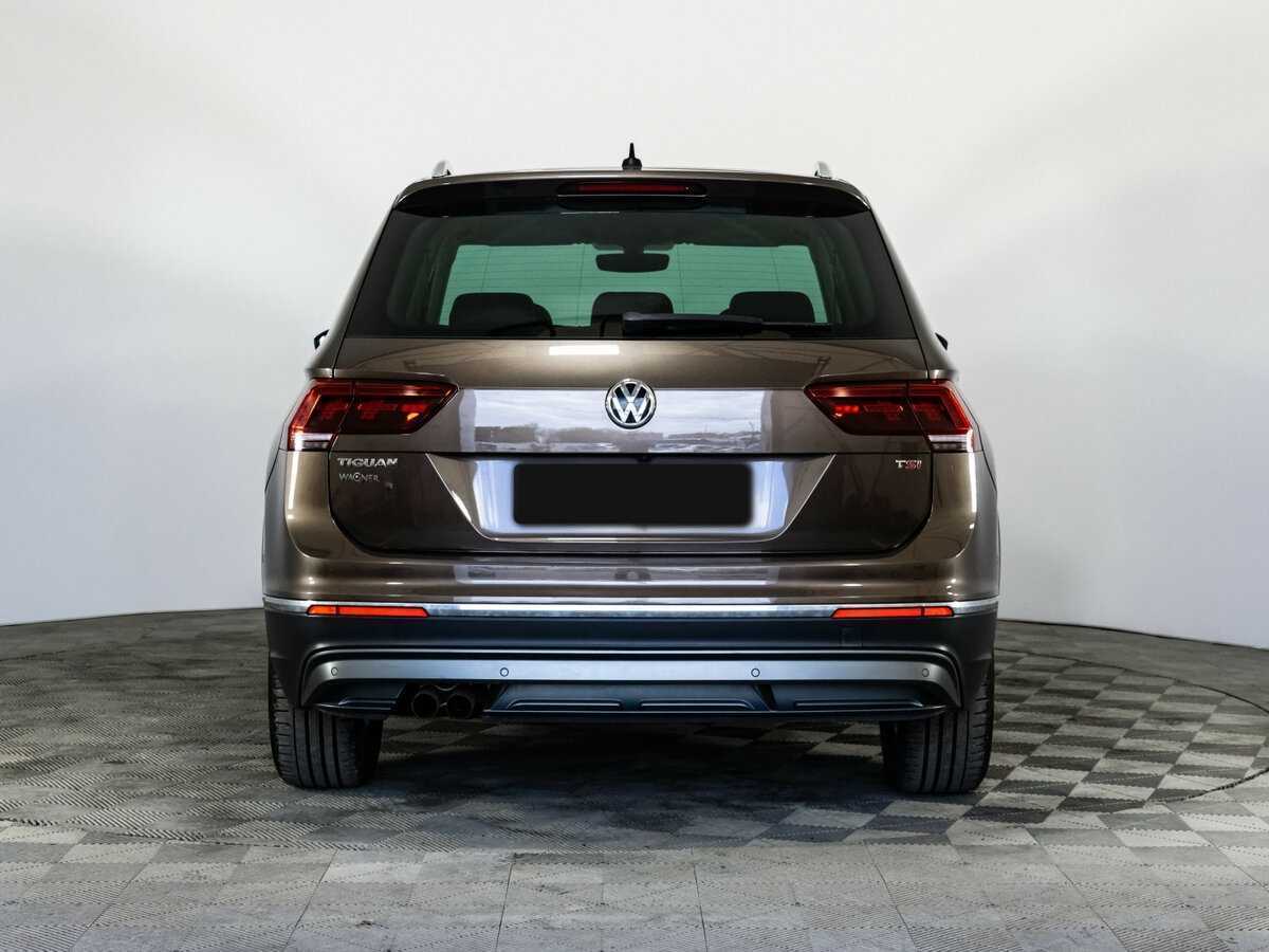 Volkswagen Tiguan с пробегом — 2017 год. Фото: #4
