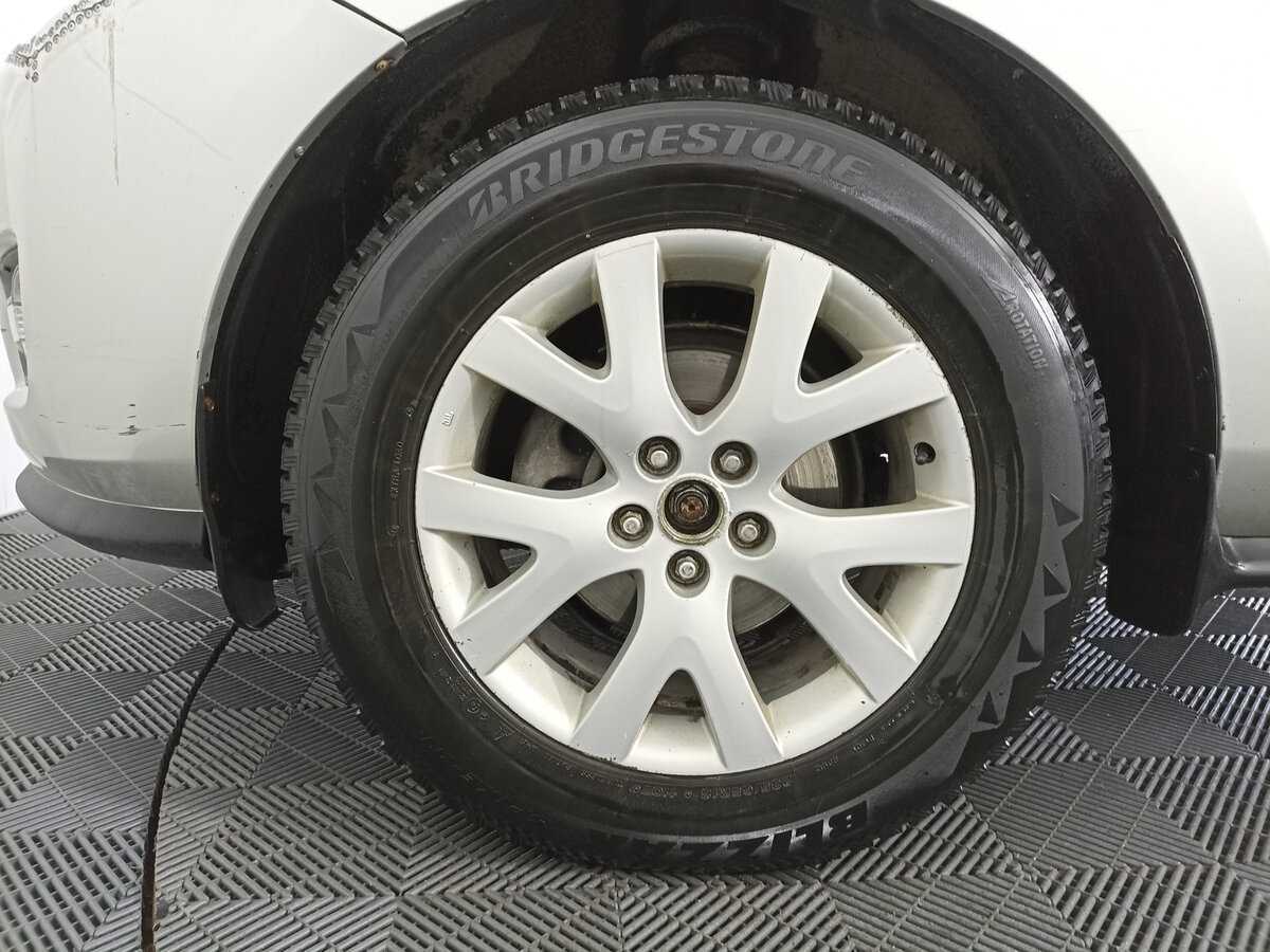 Mazda CX-7 с пробегом — 2008 год. Фото: #14