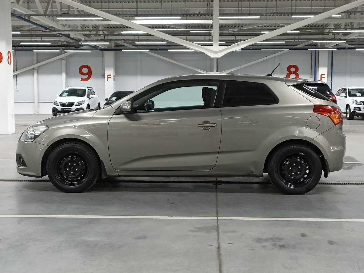 Kia Ceed с пробегом — 2011 год. Фото: #7