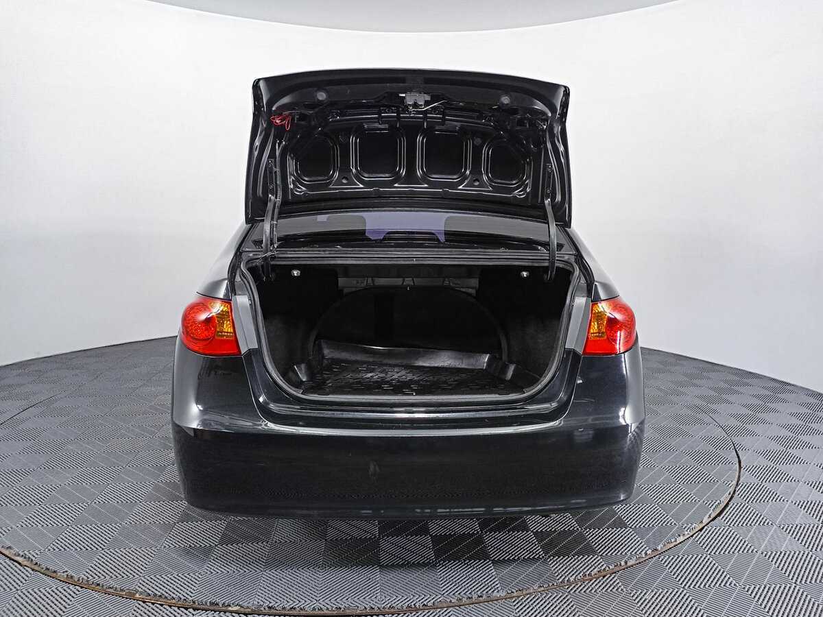 Hyundai Elantra с пробегом — 2008 год. Фото: #9