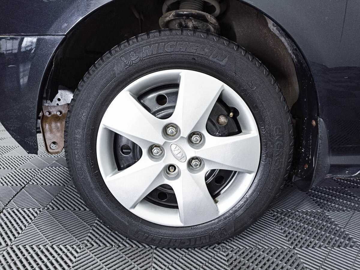 Hyundai Elantra с пробегом — 2008 год. Фото: #17