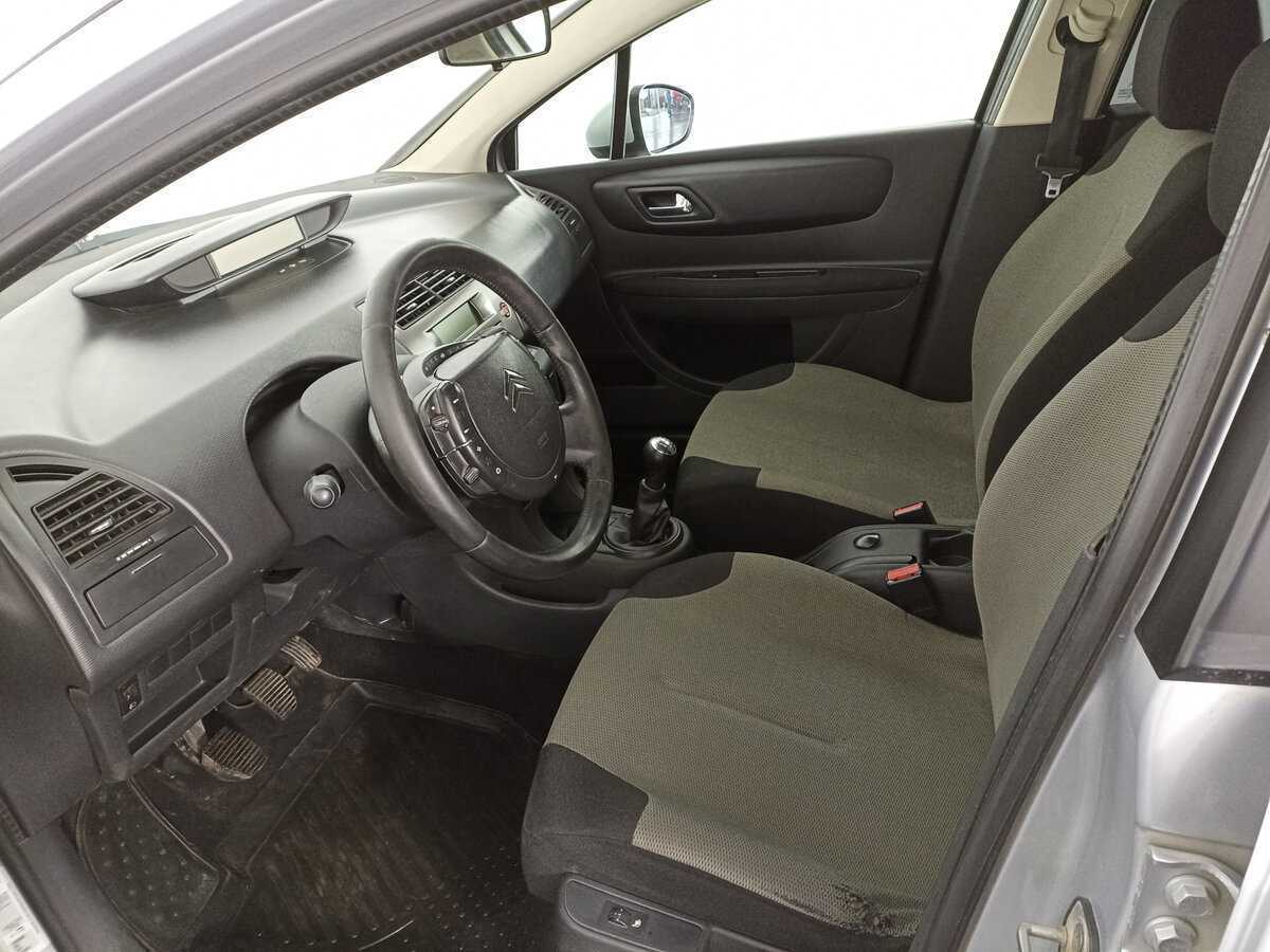 Citroen C4 с пробегом — 2010 год. Фото: #15