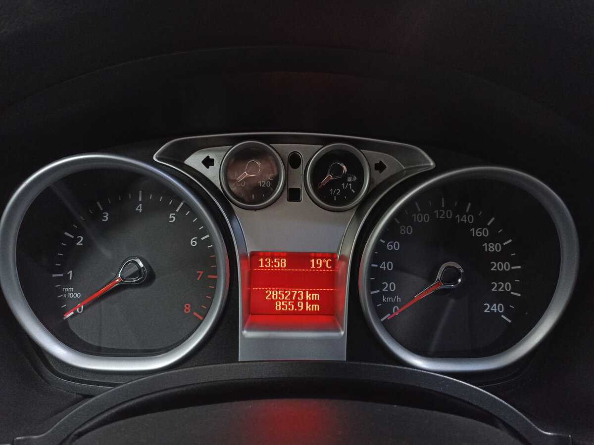 Ford Focus с пробегом — 2009 год. Фото: #12