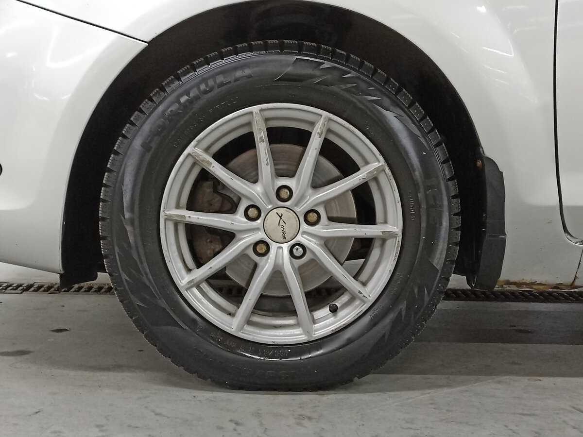 Ford Focus с пробегом — 2009 год. Фото: #17