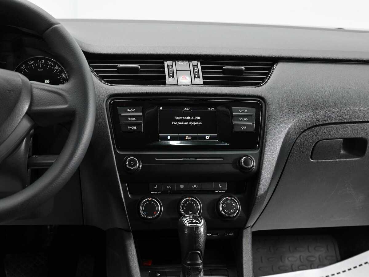 Skoda Octavia с пробегом — 2017 год. Фото: #8