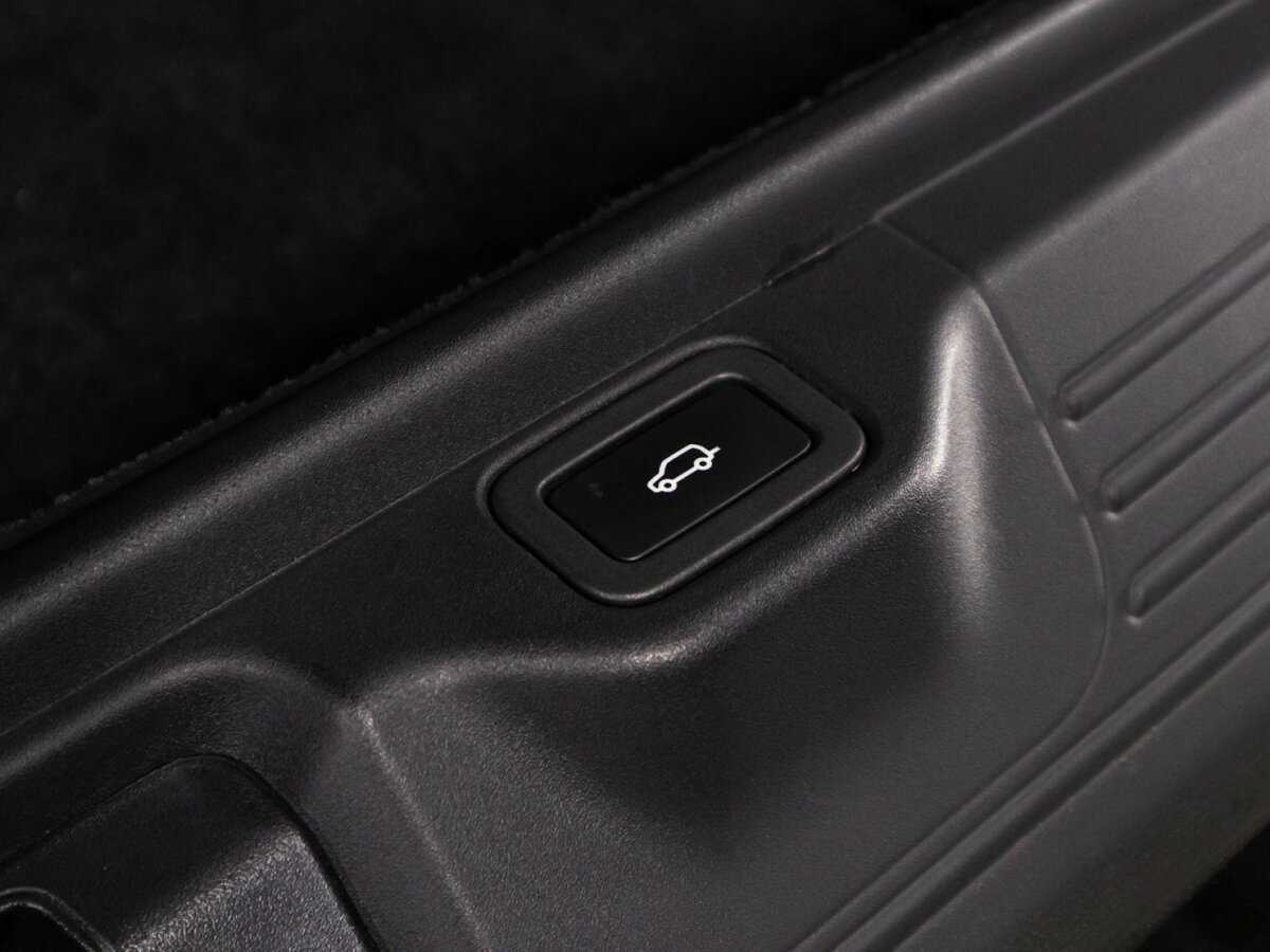 Land Rover Range Rover с пробегом — 2019 год. Фото: #14